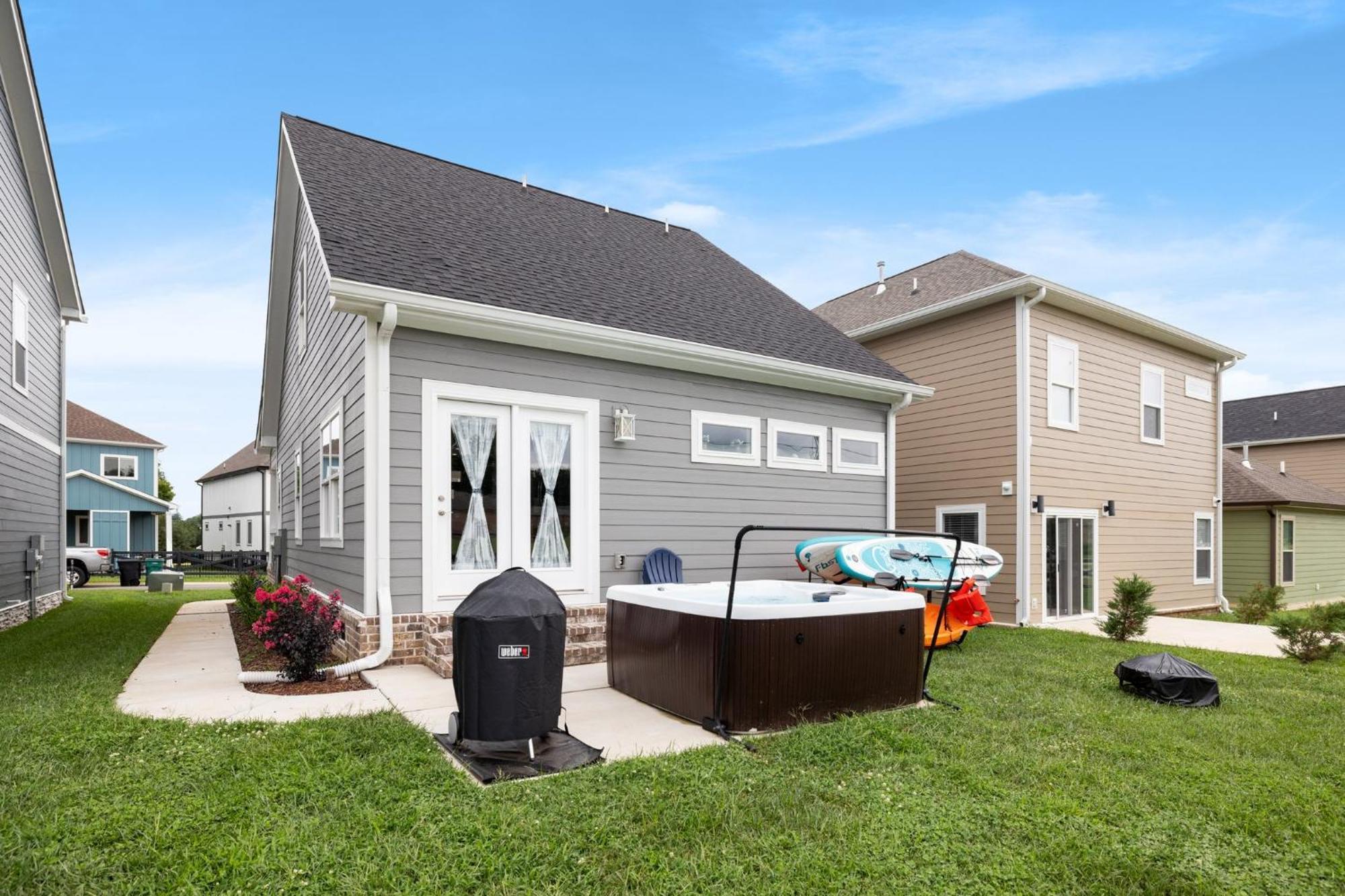 Cozy Lake Cottage W/ Kayaks, Sups, Pool & Firepit Winchester Εξωτερικό φωτογραφία